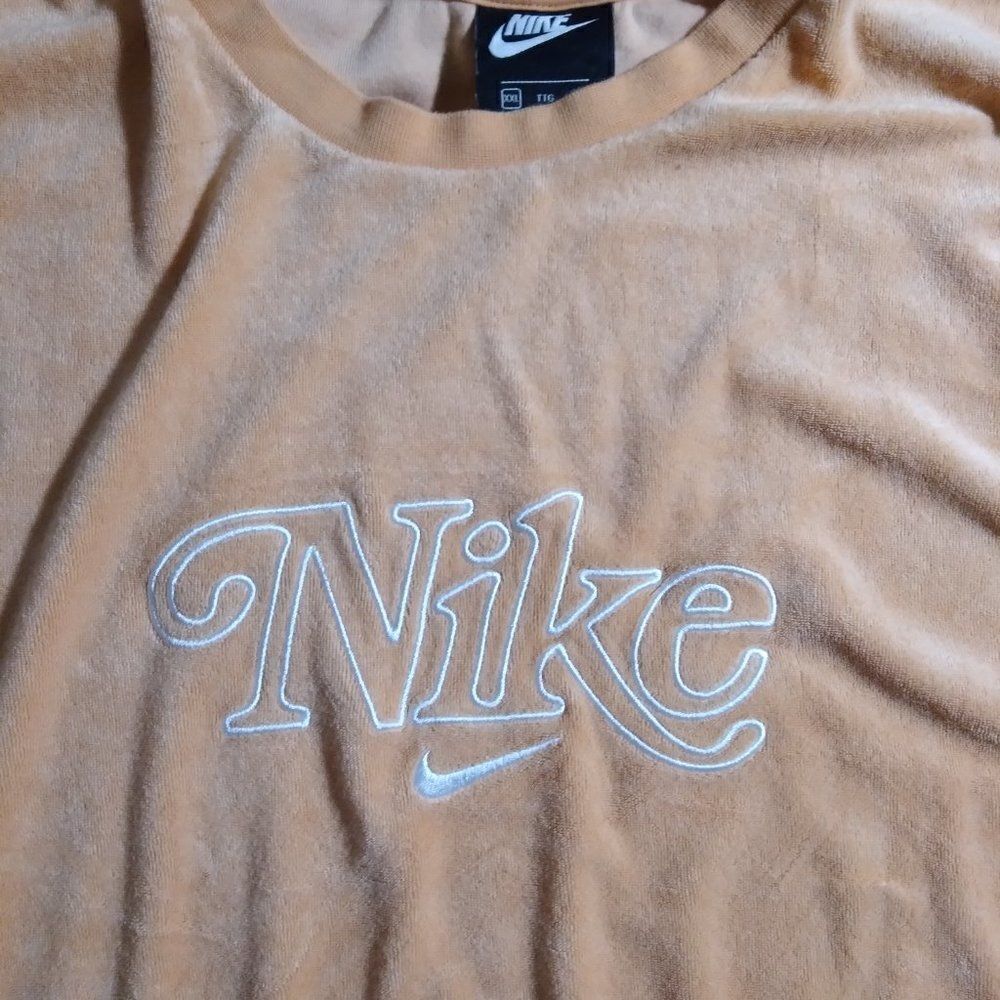 Nike Logo Velveteen Cropped Crewneck Sweatshirt